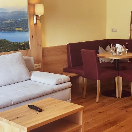 Hotel Kaernten 3*